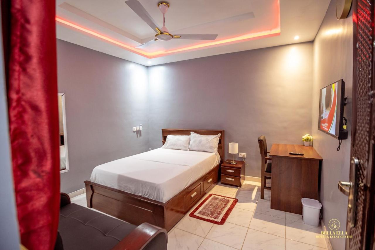 Bella Ella Hotel & Event Center Kasoa 외부 사진