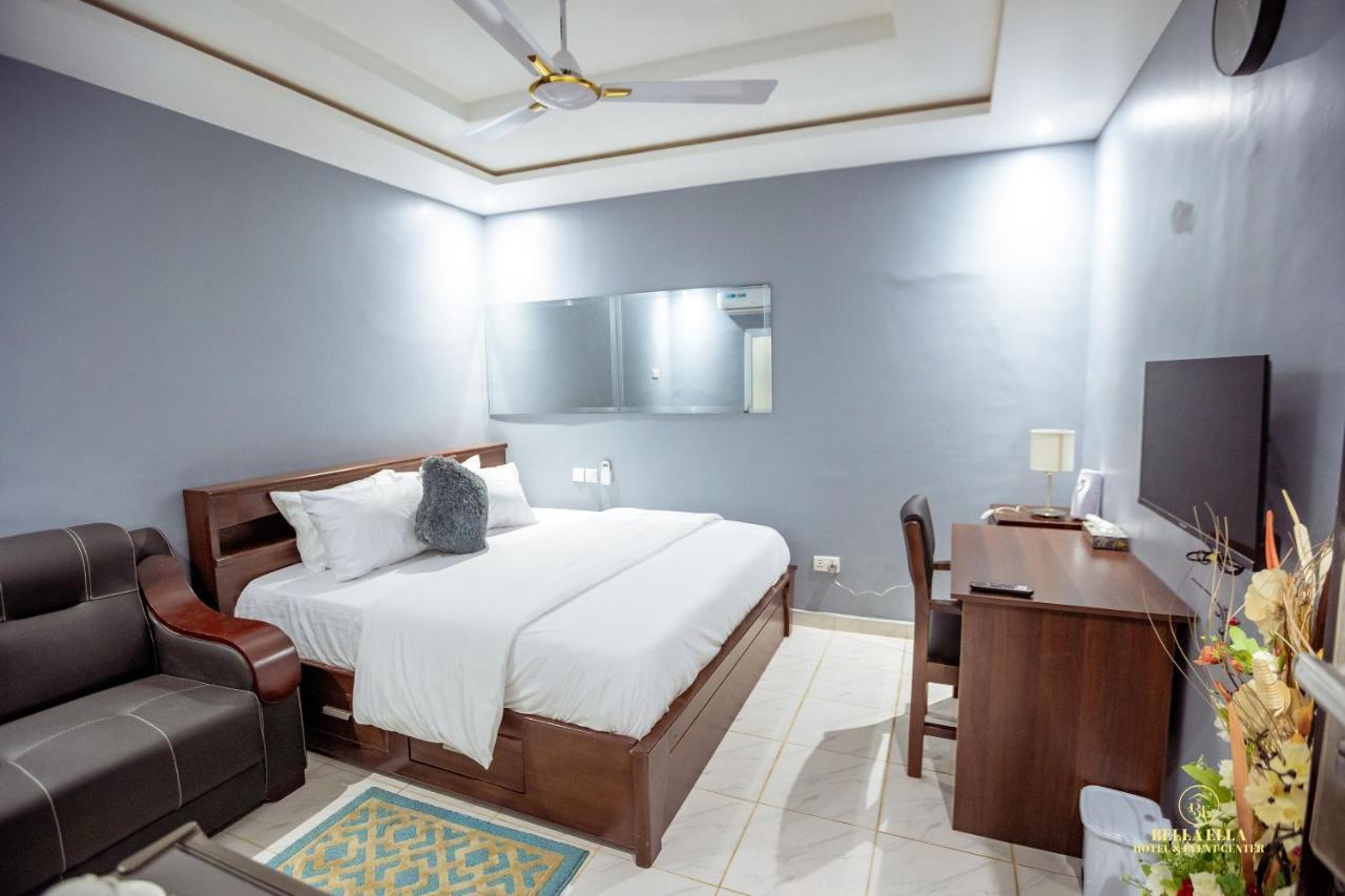Bella Ella Hotel & Event Center Kasoa 외부 사진