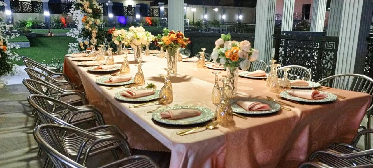 Bella Ella Hotel & Event Center Kasoa 외부 사진