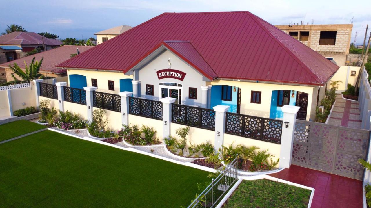 Bella Ella Hotel & Event Center Kasoa 외부 사진